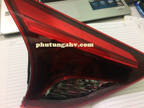 Đèn hậu miếng trong Mazda CX5 2016